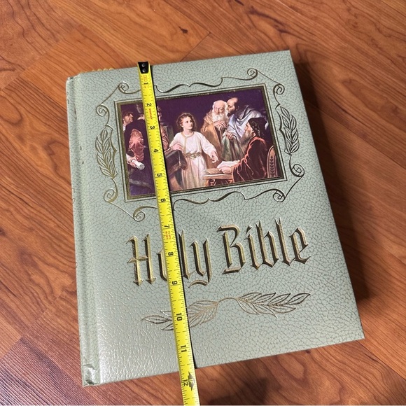 Decorative Holy Bible with Colorful Border 1971 Large Green Gold Font Red Letter - Picture 11 of 15